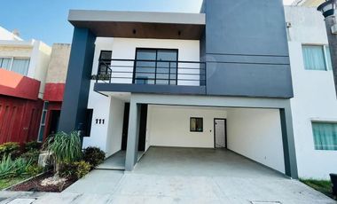 Casa en venta en Veracruz Amueblada y Climatizada Fracc. Lomas del Sol