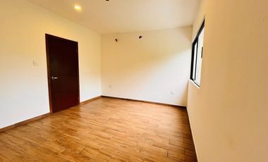 Casa en Venta en Veracruz con Hab en Pb Col. El Morro Boca del Río Ver.