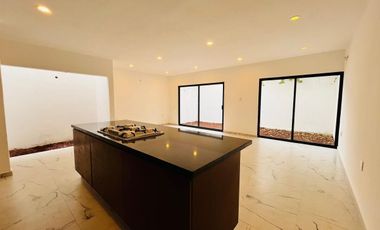 Casa en Venta en Veracruz con Hab en Pb Col. El Morro Boca del Río Ver.