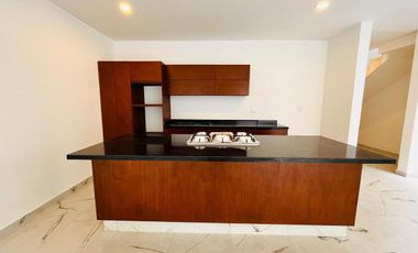 Casa en Venta en Veracruz con Hab en Pb Col. El Morro Boca del Río Ver.