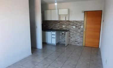 Alquiler Departamento 2 Ambientes en Castelar