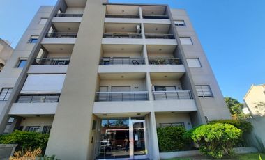 Alquiler Departamento 2 Ambientes en Castelar