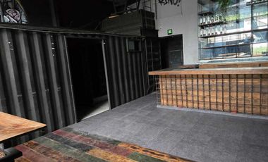 Renta Local Comercial, 400m2, Ciudad  Satélite, Estado de México