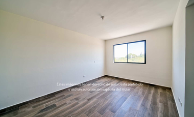 Casa de 2 plantas en venta Hacienda Santa Ana, Saltillo Coahuila