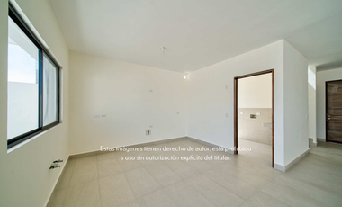 Casa de 2 plantas en venta Hacienda Santa Ana, Saltillo Coahuila
