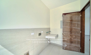 Casa de 2 plantas en venta Hacienda Santa Ana, Saltillo Coahuila