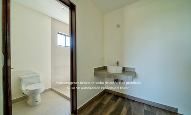 Casa de 2 plantas en venta Hacienda Santa Ana, Saltillo Coahuila