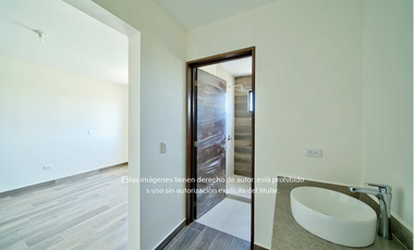 Casa de 2 plantas en venta Hacienda Santa Ana, Saltillo Coahuila