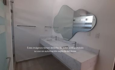 Casa en Renta en Dominio Cumbres Sector Monteleva