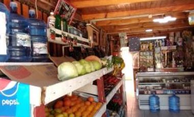 Venta de Linda Casa con Minimarket Incluido
