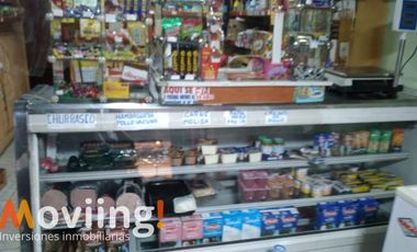 Venta de Linda Casa con Minimarket Incluido