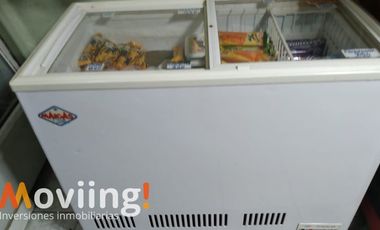 Venta de Linda Casa con Minimarket Incluido