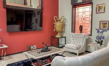 Casa en Del Valle Centro en Venta