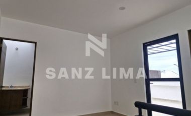 Puntarena Residencial: Casa nueva, con recamara en planta baja.