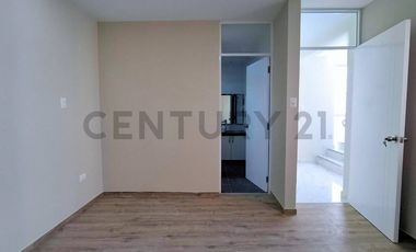 VENTA DE CASA EN ESTRENO - TACNA