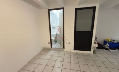 Local Comercial Venta Jurica Querétaro 2,300,000 MarYañ RWC