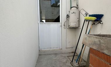 CASA EN RENTA EN FRACCIONAMIENTO SANTA ROSA I I  CUAUTANCINGO