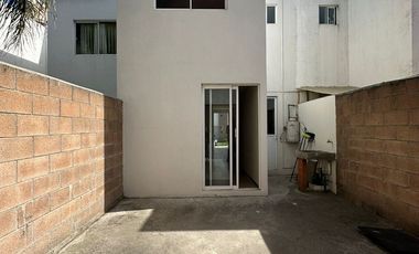 CASA EN RENTA EN FRACCIONAMIENTO SANTA ROSA I I  CUAUTANCINGO
