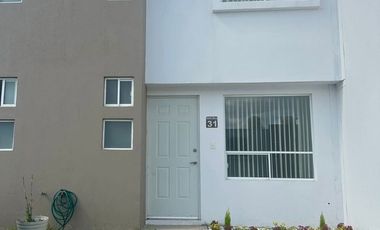 CASA EN RENTA EN FRACCIONAMIENTO SANTA ROSA I I  CUAUTANCINGO
