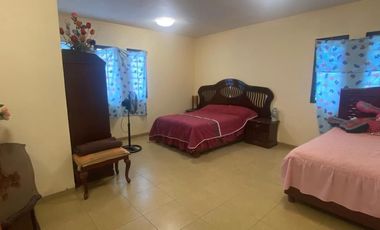 CASA EN VENTA SEMINUEVA  EN CUERNAVACA  CON AREAS RECREATIVAS