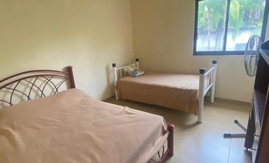 CASA EN VENTA SEMINUEVA  EN CUERNAVACA  CON AREAS RECREATIVAS