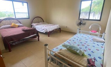 CASA EN VENTA SEMINUEVA  EN CUERNAVACA  CON AREAS RECREATIVAS