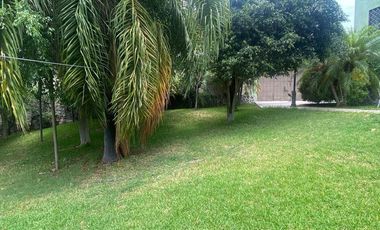 CASA EN VENTA SEMINUEVA  EN CUERNAVACA  CON AREAS RECREATIVAS