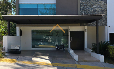 CASA GAVIOTAS, VISTAS ALTOZANO, MORELIA. PRECIO ESPECIAL $5’150,000. ÁREA VERDE