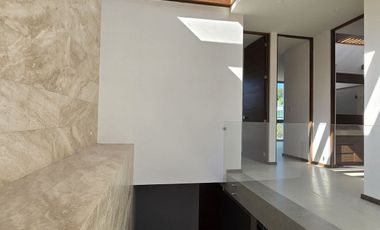 🧡 FRACC. EL OLIVAR, ALTOZANO. CASA EN ESQUINA! ✍️$4'990,000.-