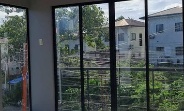 4Bedroom Single Detached HOuse for Assume  in Villa Illuminada Pajac LapuLapu