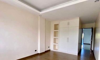 RFO Unfurnished Three-Storey Townhouse FOR LEASE / RENT at Bangkal Makati
