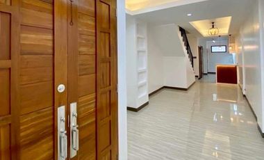 RFO Unfurnished Three-Storey Townhouse FOR LEASE / RENT at Bangkal Makati
