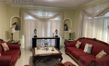 Casa en Venta Cerca de Altama en Fracc. Ignacio Romero, Tampico Tamaulipas.
