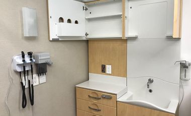 Consultorio amueblado y equipado en renta en Azuna Medical Center en Cancún