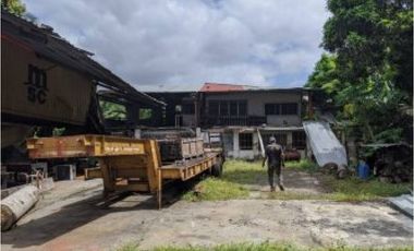 SE VENDE TERRENO DE 1000 METROS CON GALPÓN  CERCADO EN PEDREGAL
