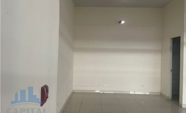 SE ALQUILAN LOCALES COMERCIALES EN LA 24 DE DICIEMBRE