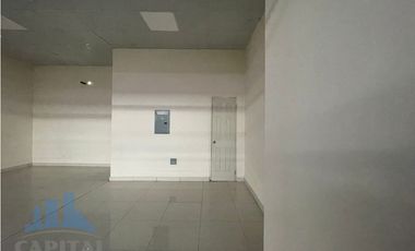 SE ALQUILAN LOCALES COMERCIALES EN LA 24 DE DICIEMBRE