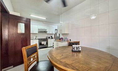 Casa en alquiler PH Palmeras del Este-Costa del Este (YM-BO)