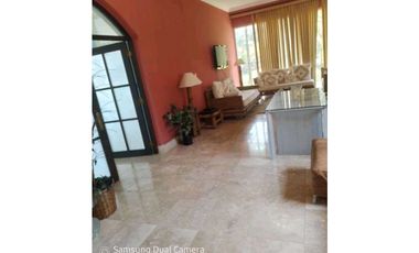 SE VENDE VILLA DE LUJO CON 4 REC.FRENTE AL MAR EN MARIA CHIQUITA(MQT4)