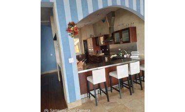 SE VENDE VILLA DE LUJO CON 4 REC.FRENTE AL MAR EN MARIA CHIQUITA(MQT4)