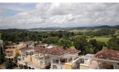 SE VENDE APARTAMENTO DE 3 REC. EN TUCAN COUNTRY CLUB Y RESORT(RT3Y)