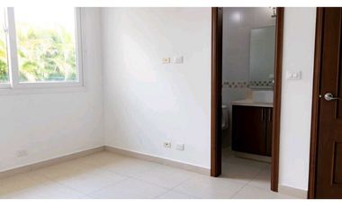 SE VENDE VILLA DE 3 REC.CON VISTA A LA NATURALEZA EN TUCAN, COCOLI(NZ)