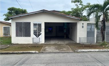 ¡Oportunidad única en Buena Vista, Tocumen! CASA DOS PISOS EN VENTA
