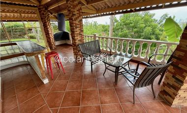 Se Vende Casa en  Con Piscina en Villa Lucre
