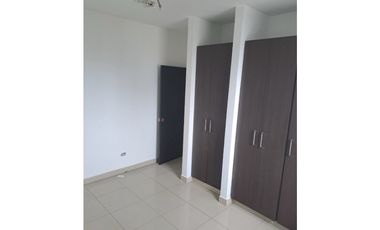 Alquilo, galería 1 Obarrio 3R 3B lb