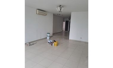 Alquilo, galería 1 Obarrio 3R 3B lb