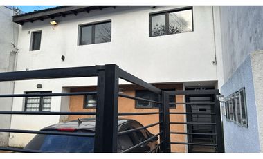 VENTA PH (2) AMB CON COCHERA - BARRIO SAN JUAN
