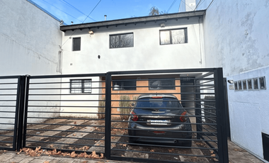 VENTA PH (2) AMB CON COCHERA - BARRIO SAN JUAN