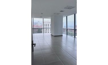 Oficina para arriendo sector milla de oro