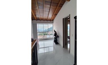 Exclusivo PH Dúplex en Caldas de 210m2